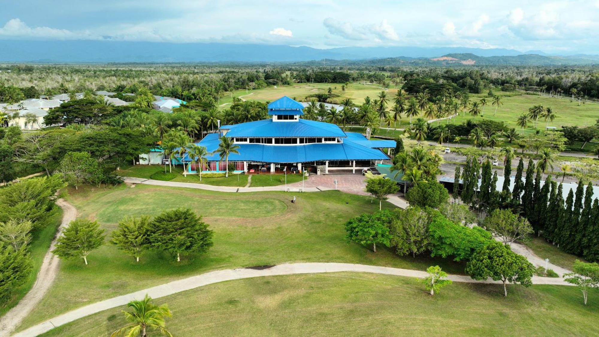 Artitaya Borneo Golf & Resort Papar エクステリア 写真