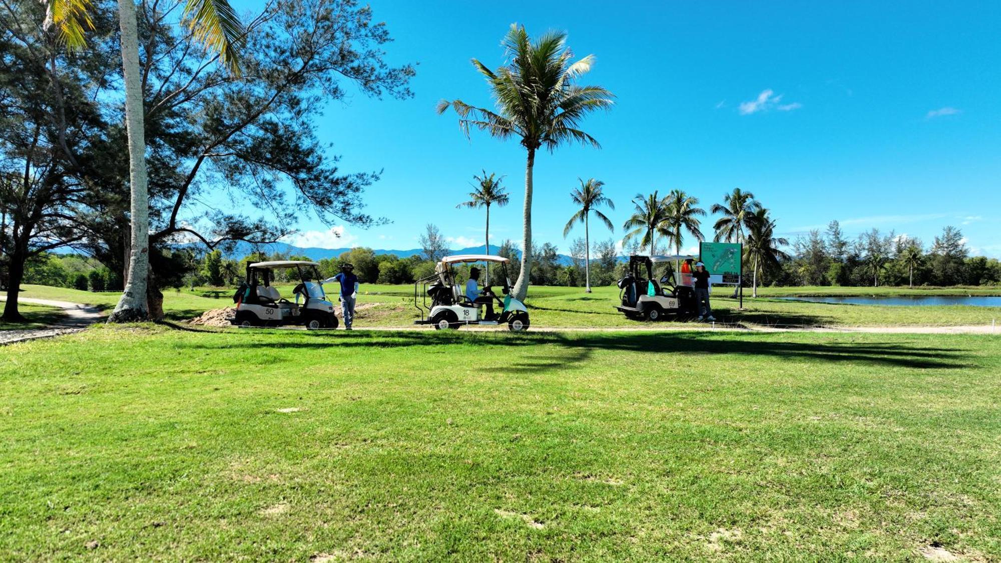 Artitaya Borneo Golf & Resort Papar エクステリア 写真