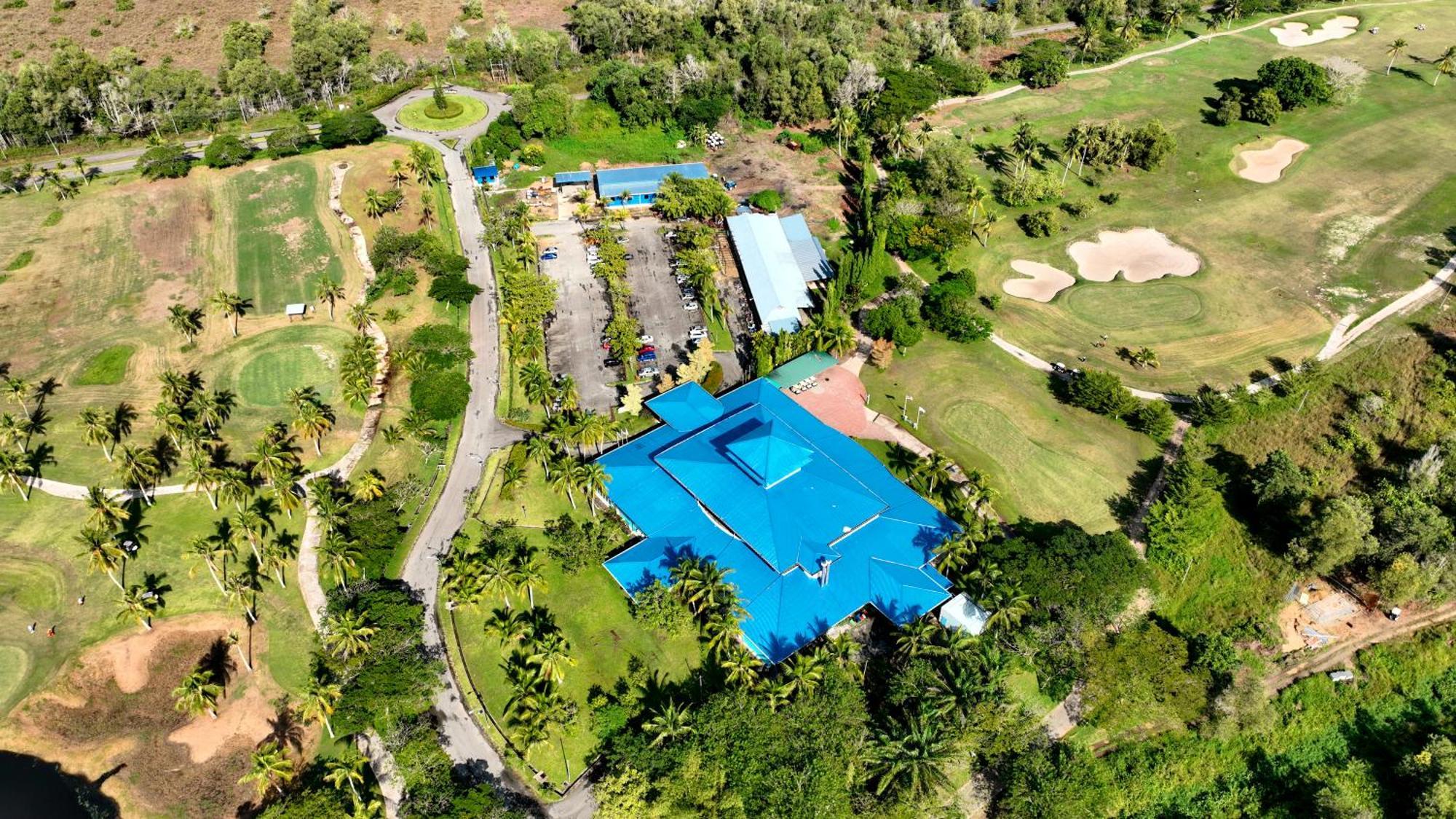 Artitaya Borneo Golf & Resort Papar エクステリア 写真