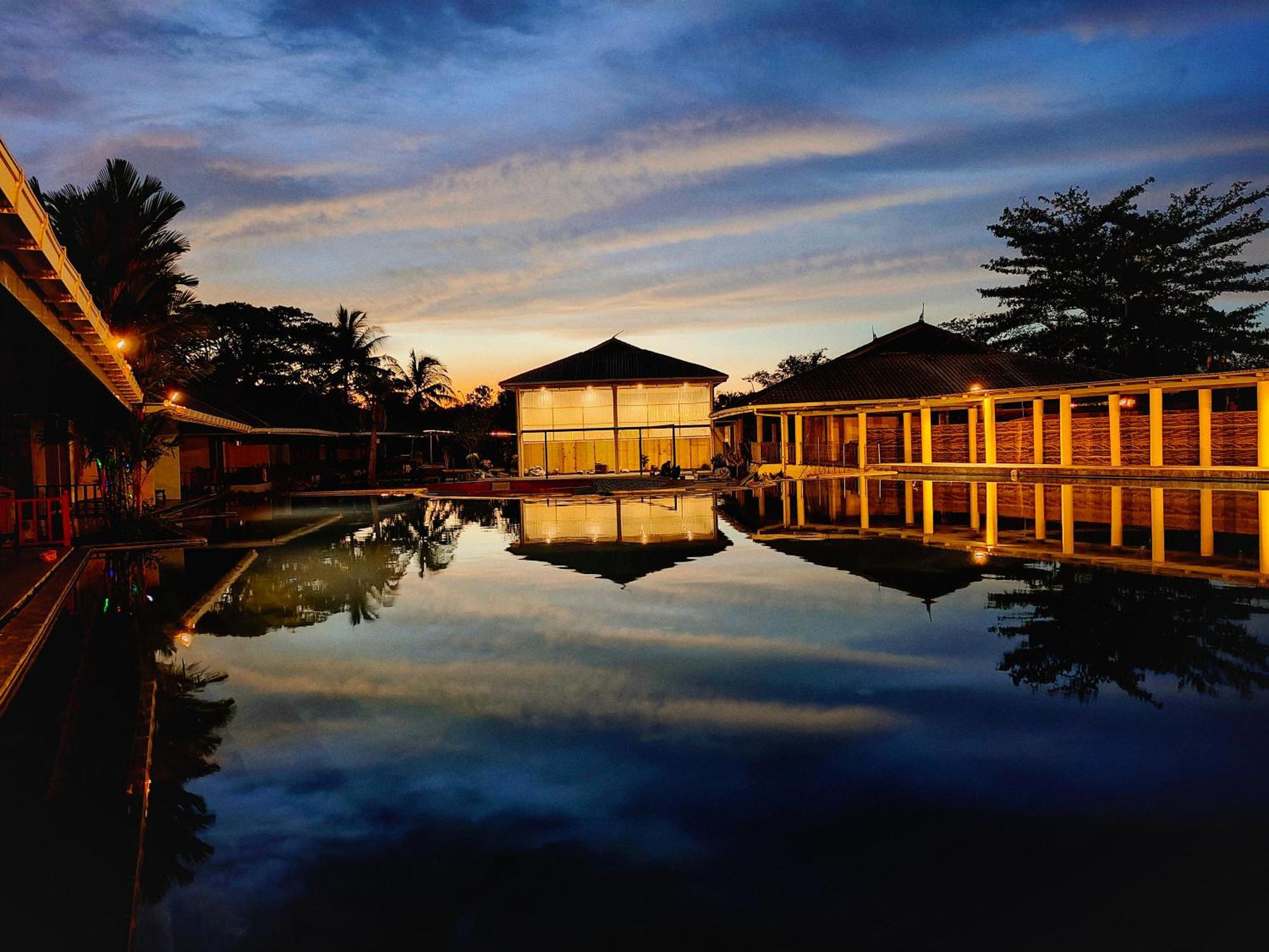 Artitaya Borneo Golf & Resort Papar エクステリア 写真